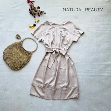 새상품급 NATURALBEAUTY 프렌치 슬리브 원피스 새틴 핑크 M