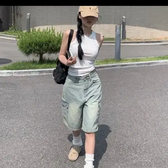 Modi mood Bermuda Cargo Pants on Bunjang Global Site.