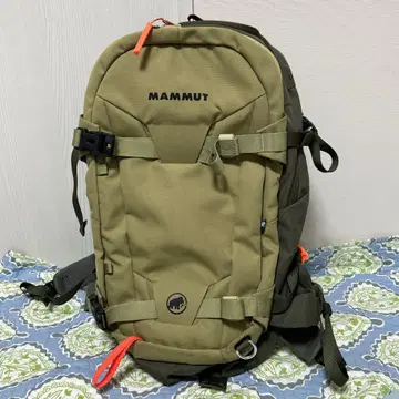 MAMMUT NIRVANA 30 백팩 올리브색
