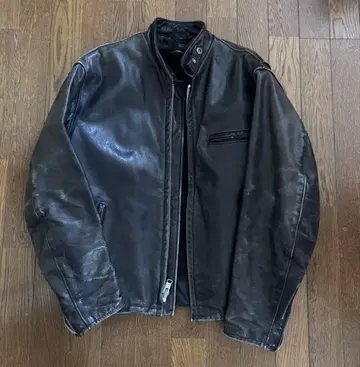 Schott 141 약간의 하자품