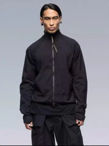 ACRONYM 아크로니움 J97-M