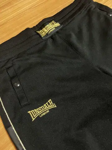 Lonsdale 블랙 스웨트 팬츠
