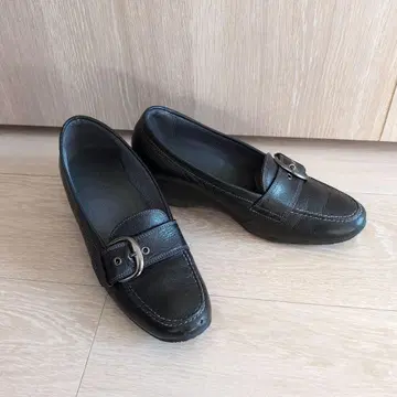 pedala 블랙 로퍼 힐 약 4cm