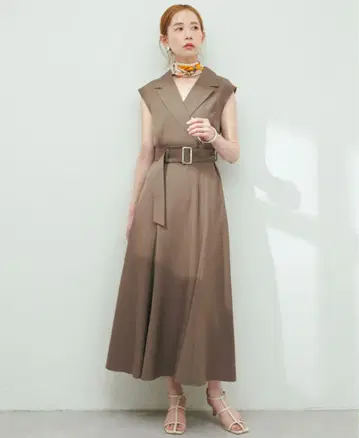 mnatural couture 테일러드 칼라 민소매 원피스