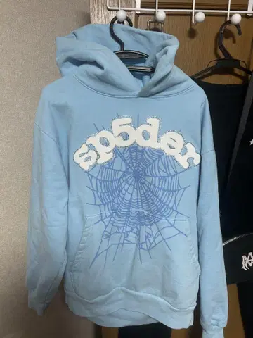 sp5der 스카이블루 후드티 거미줄 디자인
