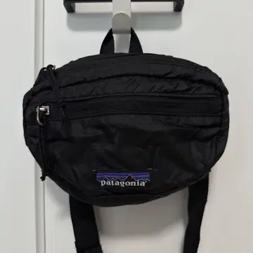 Patagonia 바디백 숄더백 블랙
