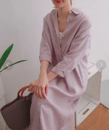 어반 리서치 도어스 린넨 백 턱 셔츠 원피스