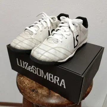 LUZeSOMBRA 루스이슨 브라 트레이닝 슈즈 21.5cm