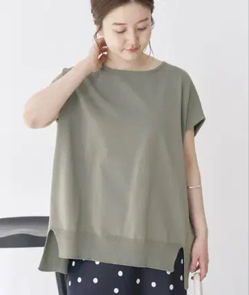 IENA 코튼 스트레치 NEO 와이드 크루 풀오버 카키