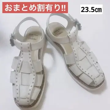 Odette e Odile 스터드가 달린 구르카 샌들 화이트 23.5cm