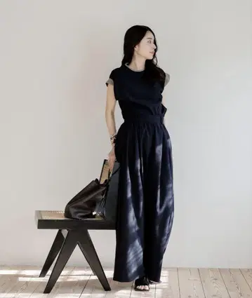 데레스 17번째 팬츠 안드레아 네이비 사이즈 2