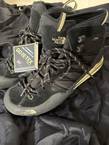 THE NORTH FACE GORE-TEX 트레킹 슈즈 27.5cm
