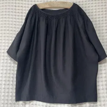 Hermaphrodite 하프 린넨 스모킹 블라우스 풀오버