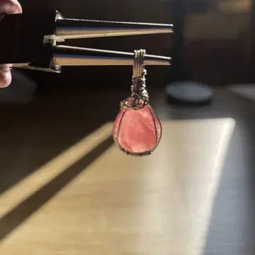 고품질 잉카 로즈 펜던트 탑 전체 길이 약 26mm 와이어 랩
