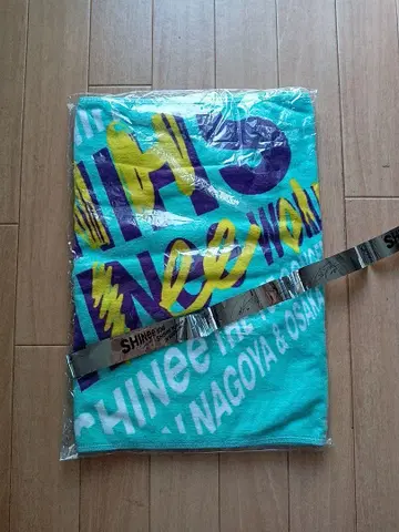 SHINee World 2011 타월 공식 굿즈 태민 온유 key
