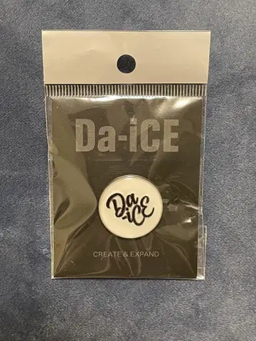 Da-ICE 핀 배지 화이트