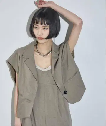 THE YOn 백 리본 프렌치 슬리브 숏 테일러드 자켓