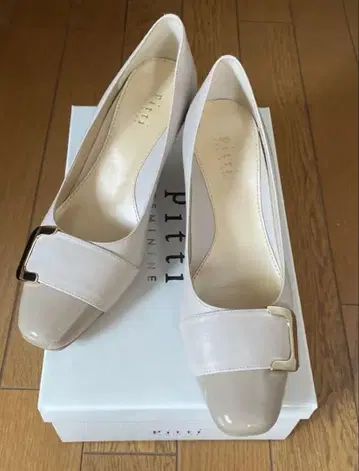 pitti 바이컬러 펌프스 베이지