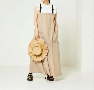 사우전드 마일 원피스 베이지 살로펫