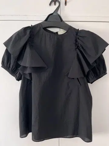 택 포함 미사용 새상품 UNITED ARROWS 상의