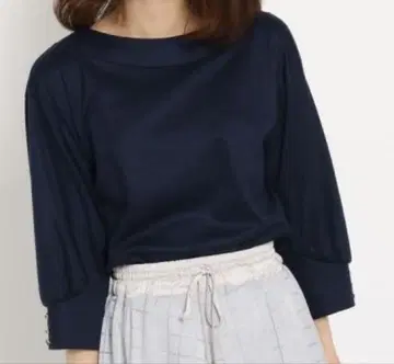 리플렉트 13 네이비 티셔츠 7부 소매 네이비 블라우스