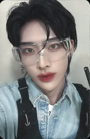 제로베이스원 메이크스타 리키, 첫 인사에 마음을 뺏겼어요.
