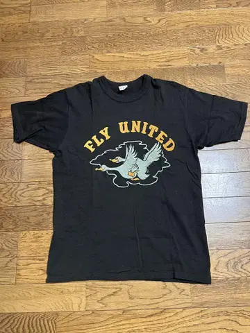 FREEWHEELERS 티셔츠 "FLY UNITED" 사이즈 M