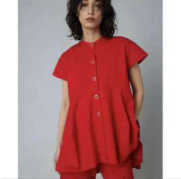 헤린 도트 사이 프렌치 슬리브 분또 탑