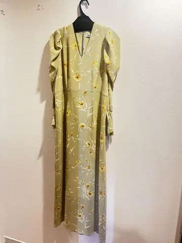 SNIDEL 스나이델 꽃무늬 롱 드레스 올리브 그린