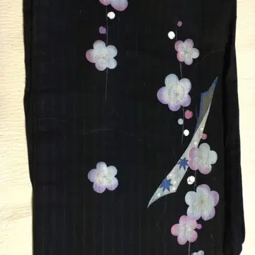 블랙 베이스 꽃무늬 유카타 nakano hiromichi