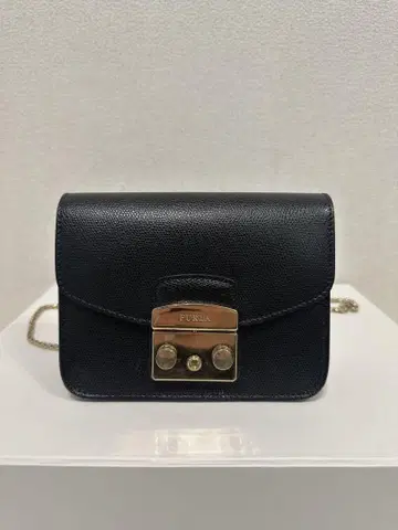 훌라 블랙 숄더백