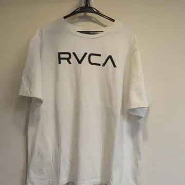 RVCA 화이트 티셔츠 M 사이즈