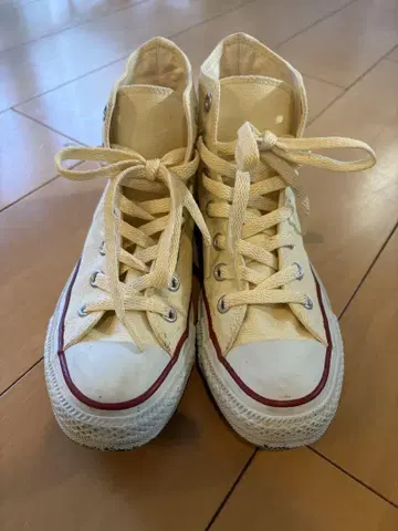CONVERSE ALL STAR 크림 하이컷 스니커즈 23.5cm