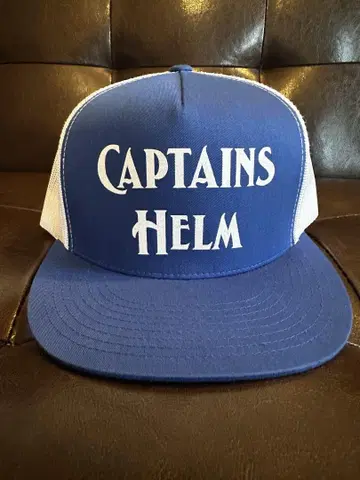 CAPTAINS HELM 2TONE LOGO MESH CAP