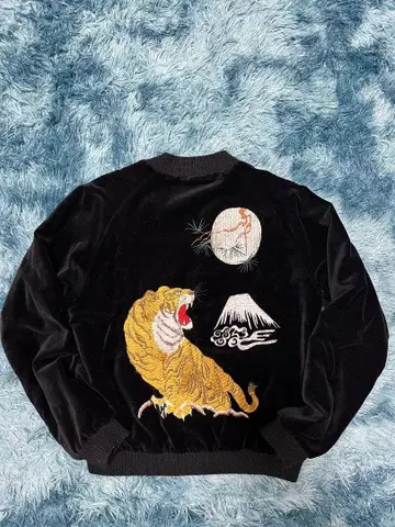 [보야 하루미치 모델] CROWS 리버서블 별진 스카잔 크롭 헤드
