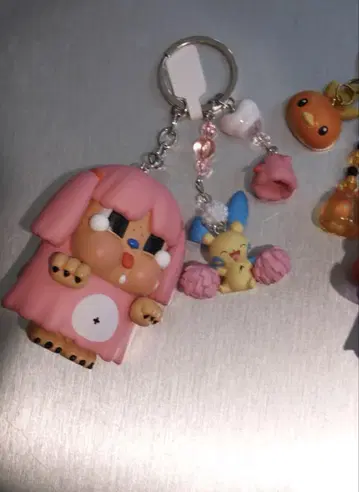 POPMART CRYBABY 몬스터 티어스 시리즈 키링