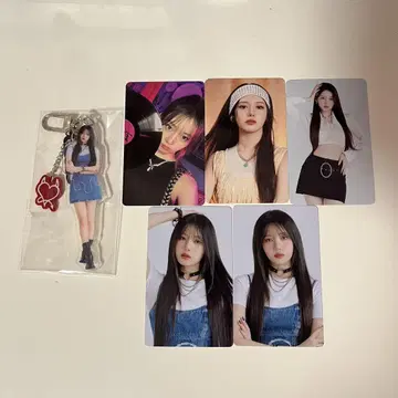 BABYMONSTER 로라 트레이딩 카드 아크릴 참