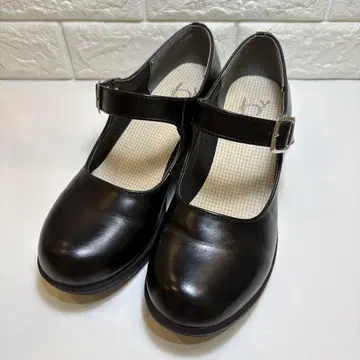 (새상품급) 키다리 아저씨 스트랩 펌프스 24cm