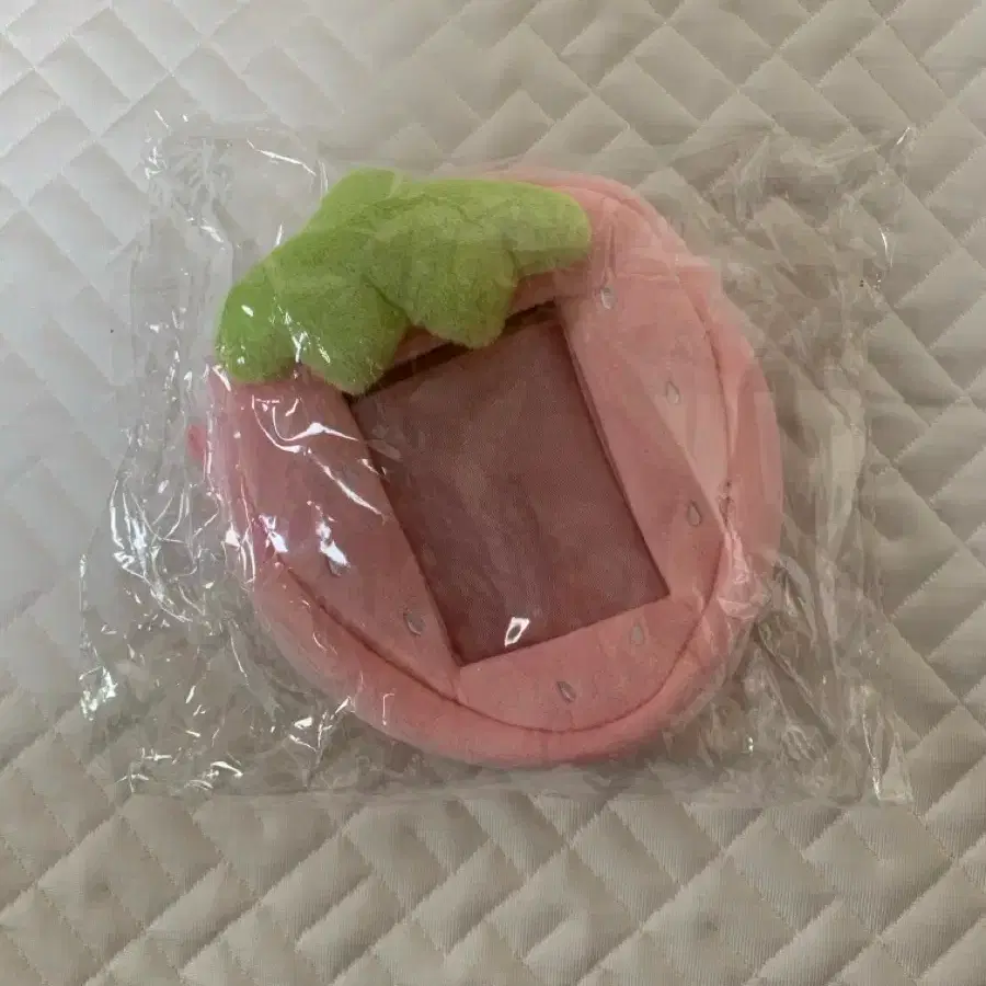 Strawberry Baby Bag Pink 10cm doll pow 10ging #10cm인형파우치,#인형파우치,#10cm인형옷 on  Bunjang Global Site.