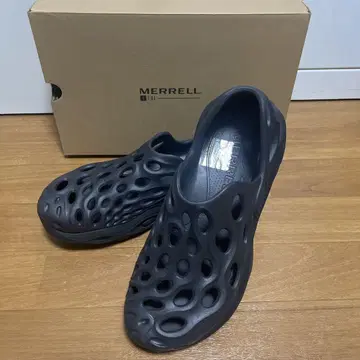 머렐 블랙 샌들