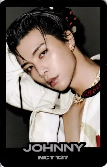 NCT 127 JOHNNY 질주 2Baddies MD 검은색 테두리