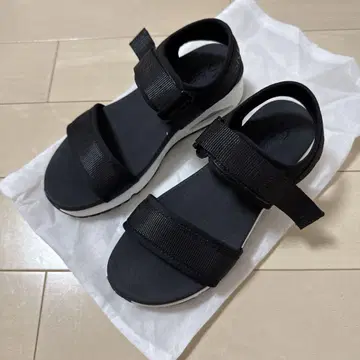 블랙 스포츠 샌들 통굽 요가 폼 24cm