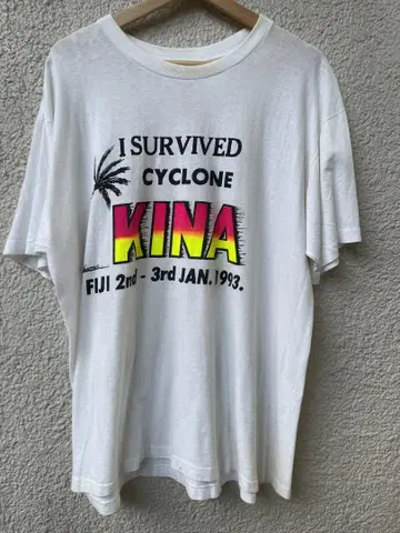 I SURVIVED CYCLONE KINA 티셔츠 L 사이즈 싱글 90s