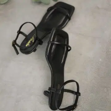 세스토 푹신푹신 쿠션 샌들