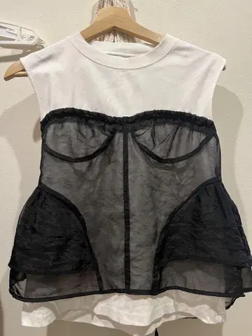 CAPRICIEUX LE'MAGE 레마쥬 오간자 뷔스티에 티셔츠