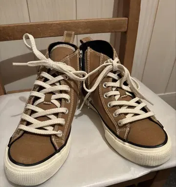 리걸 하이컷 스니커즈
