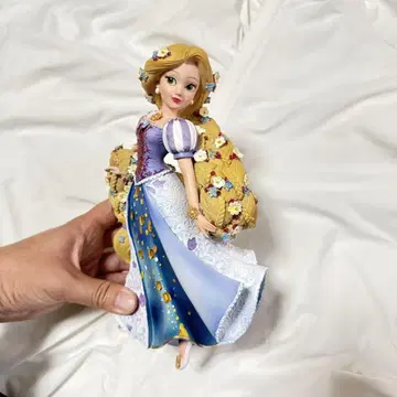 에네스코 디즈니 쇼케이스 컬렉션 라푼젤 피규어