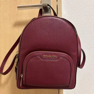 오봉 세일 ( 8/17까지 ) 새상품 MICHAEL KORS 버건디 백팩