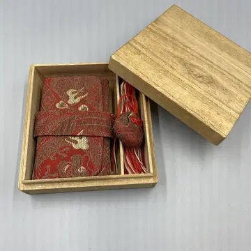 053 빨간 꽃무늬 코몬 일본 정통의상 소품 부적 포함