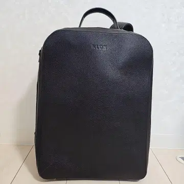 KILON 블랙 가죽 백팩